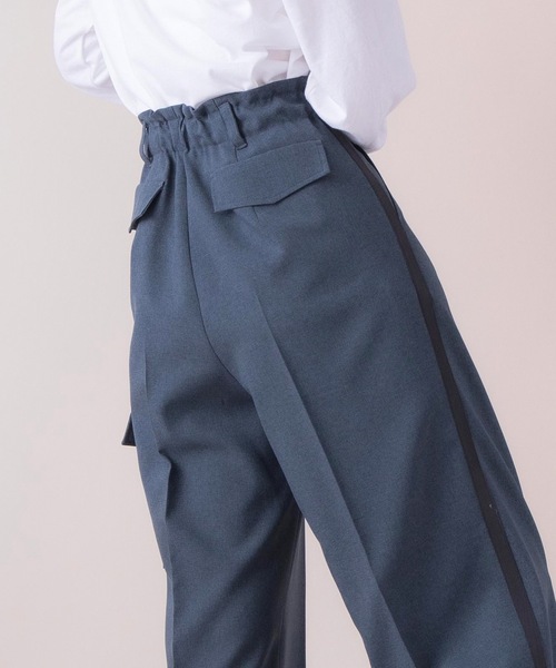 La SRIC（ラスリック）の「La SRIC / SSセンタープレスカーゴワイドパンツ 【セットアップ可】（その他パンツ・レディース・ベージュ/インディゴブルー・38）」の7枚目の写真