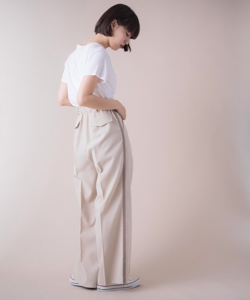 La SRIC（ラスリック）の「La SRIC / SSセンタープレスカーゴワイドパンツ 【セットアップ可】（その他パンツ・レディース・ベージュ/インディゴブルー・38）」の6枚目の写真