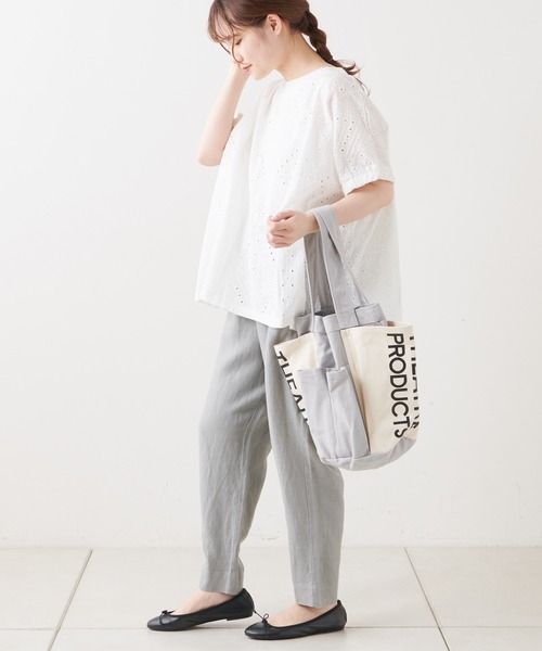 PUAL CE CIN(ピュアルセシン)の「【WEB限定】3D刺繍ブラウス(シャツ/ブラウス・レディース・ホワイト/ブラック・FREE)」の4枚目の写真