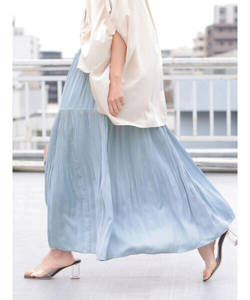 AMERICAN HOLIC（アメリカンホリック）の「ティアードプリーツスカート（スカート・レディース・チャコールグレー/サックスブルー系1/アイボリー/サックスブルー/その他14・M/L）」の4枚目の写真