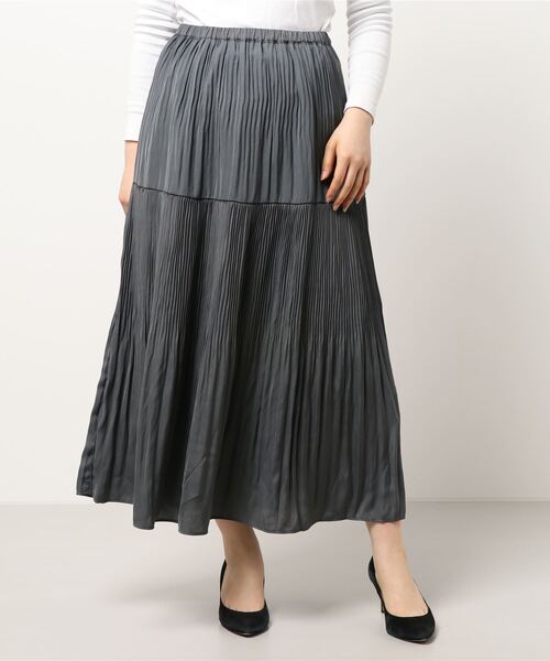 AMERICAN HOLIC（アメリカンホリック）の「ティアードプリーツスカート（スカート・レディース・チャコールグレー/サックスブルー系1/アイボリー/サックスブルー/その他14・M/L）」の8枚目の写真