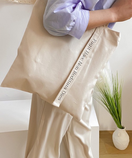 florist（フローリスト）の「A4収納可メッセージリボンキャンバス生地トートバッグ（トートバッグ・レディース・ホワイト/ブラック・FREE）」の20枚目の写真