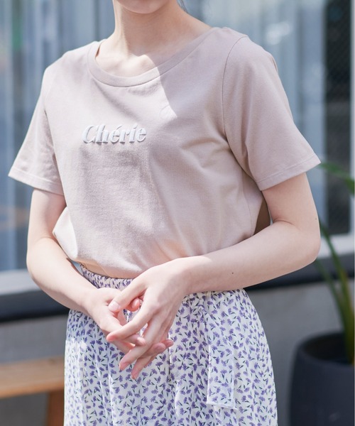 OLIVE des OLIVE（オリーブデオリーブ）の「OLIVEベーシックTシャツ（Tシャツ/カットソー・レディース・ベージュ/ネイビー/レッド/オフホワイト/ピンク・FREE）」の4枚目の写真