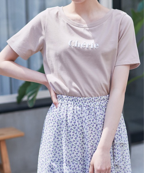 OLIVE des OLIVE（オリーブデオリーブ）の「OLIVEベーシックTシャツ（Tシャツ/カットソー・レディース・ベージュ/ネイビー/レッド/オフホワイト/ピンク・FREE）」の12枚目の写真