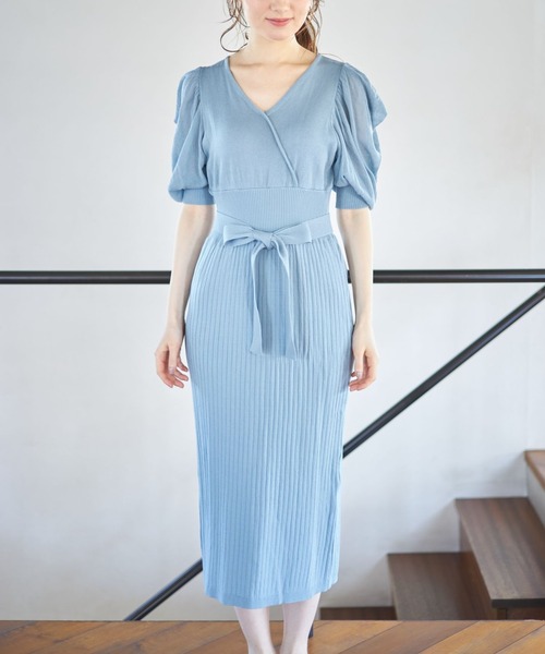 tocco closet(トッコ クローゼット)の「【ZOZO限定】ウエストりぼん付きシアーボリュームスリーブカシュクールニットワンピース(ワンピース・レディース・ブラック/ベージュ/ラベンダー/グレイッシュブルー・M)」の16枚目の写真