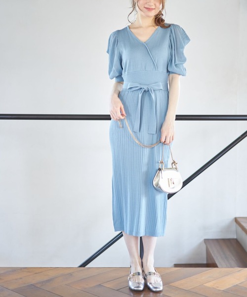 tocco closet(トッコ クローゼット)の「【ZOZO限定】ウエストりぼん付きシアーボリュームスリーブカシュクールニットワンピース(ワンピース・レディース・ブラック/ベージュ/ラベンダー/グレイッシュブルー・M)」の14枚目の写真