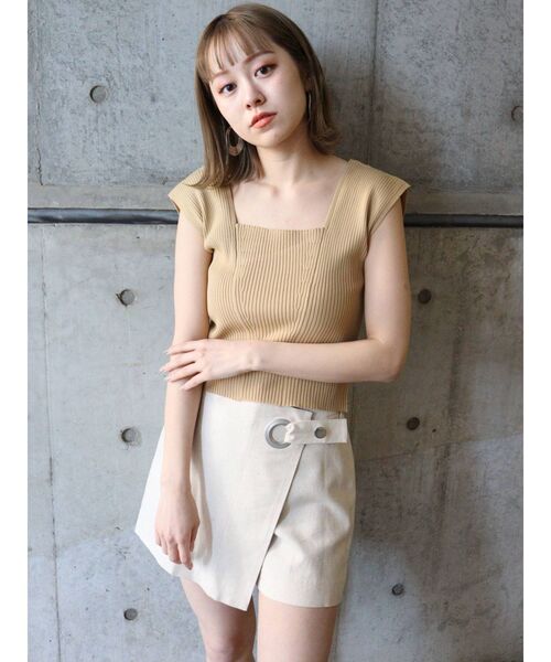 MURUA（ムルーア）の「ハイウエストラップスカパン（その他パンツ・レディース・ブラウン/アイボリー・1/2）」の3枚目の写真