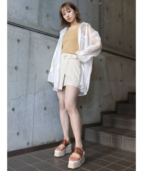 MURUA（ムルーア）の「ハイウエストラップスカパン（その他パンツ・レディース・ブラウン/アイボリー・1/2）」の7枚目の写真