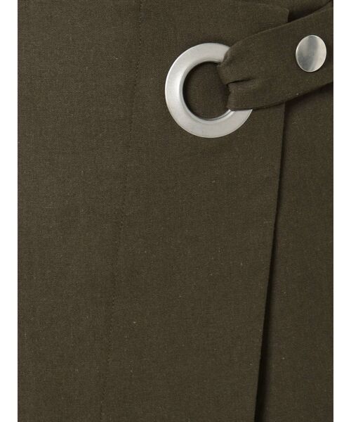 MURUA（ムルーア）の「ハイウエストラップスカパン（その他パンツ・レディース・ブラウン/アイボリー・1/2）」の18枚目の写真