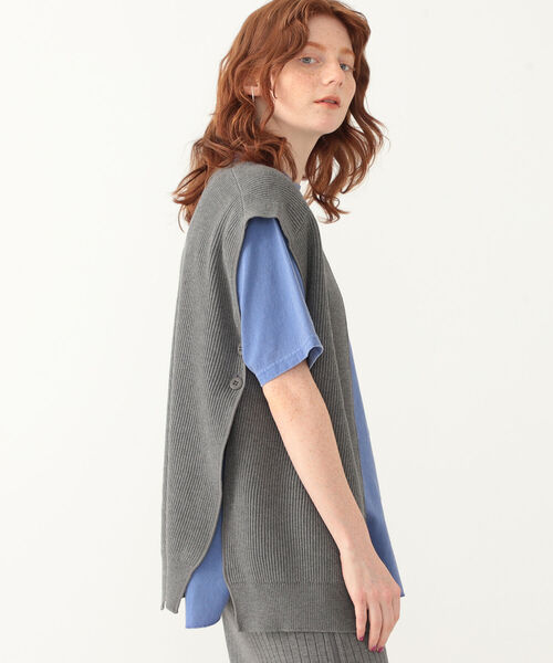 BEAMS BOY（ビームスボーイ）の「BEAMS BOY / カーディガン リブ ベスト（ベスト・レディース・グレー/オリーブ・ONE SIZE）」の9枚目の写真