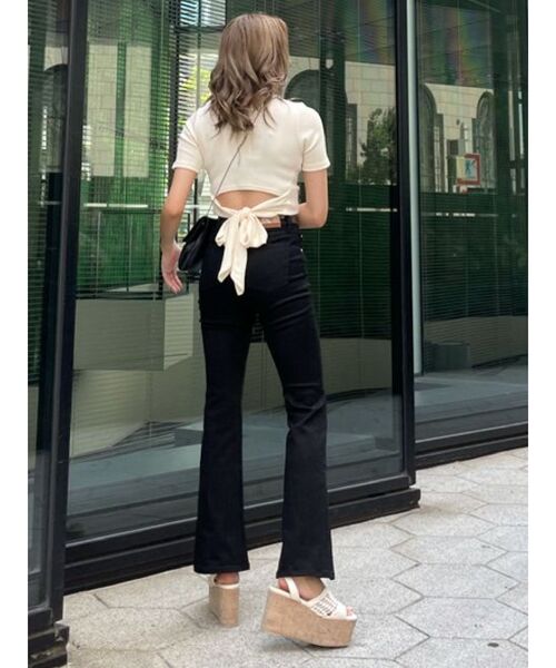 EVRIS（エヴリス）の「フレアデニムパンツ（デニムパンツ・レディース・ブラック/インディゴブルー/ブラウン・SMALL/MEDIUM）」の11枚目の写真