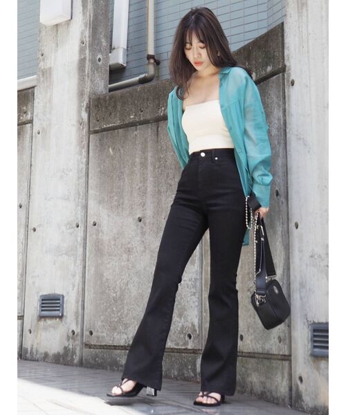 EVRIS（エヴリス）の「フレアデニムパンツ（デニムパンツ・レディース・ブラック/インディゴブルー/ブラウン・SMALL/MEDIUM）」の16枚目の写真