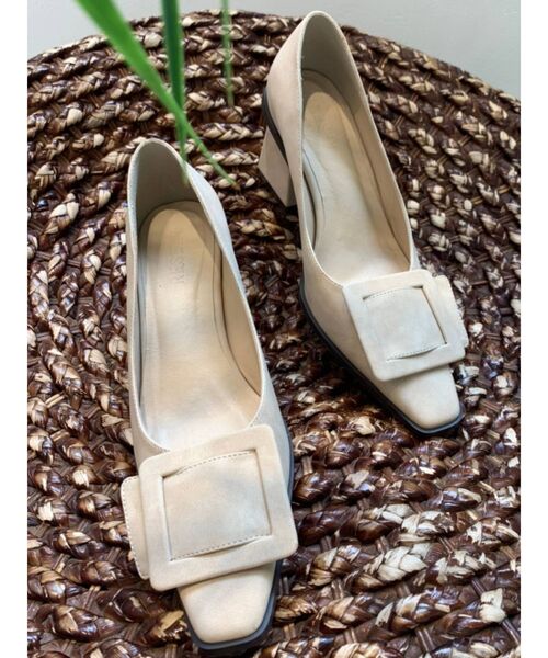 RESEXXY(リゼクシー)の「マニッシュイレギュラーローファー(パンプス・レディース・ブラック/ベージュ/キャメル・SMALL/MEDIUM/LARGE)」の3枚目の写真