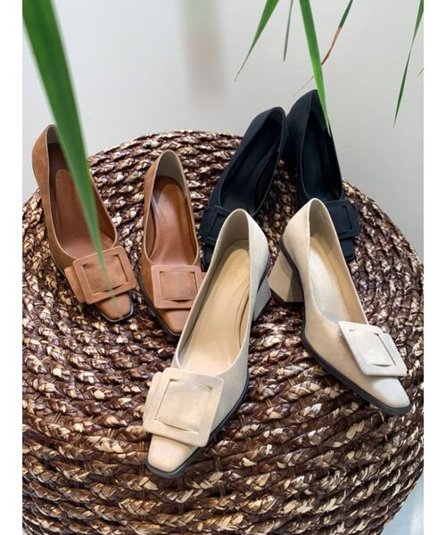 RESEXXY(リゼクシー)の「マニッシュイレギュラーローファー(パンプス・レディース・ブラック/ベージュ/キャメル・SMALL/MEDIUM/LARGE)」の4枚目の写真