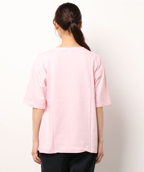 Anuenue（アヌエヌエ）の「レディース Vネックオーバーサイズ半袖Tシャツ（Tシャツ/カットソー・レディース・ホワイト/ピンク/オレンジ/ブルー/グリーン/ダークグレー/クリーム/ライトパープル/ベビーピンク・2L/3L/M/L）」の15枚目の写真