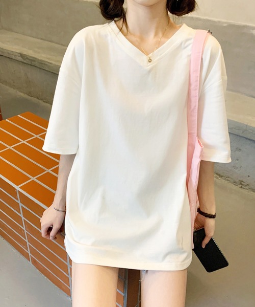 Anuenue（アヌエヌエ）の「レディース Vネックオーバーサイズ半袖Tシャツ（Tシャツ/カットソー・レディース・ホワイト/ピンク/オレンジ/ブルー/グリーン/ダークグレー/クリーム/ライトパープル/ベビーピンク・2L/3L/M/L）」の16枚目の写真