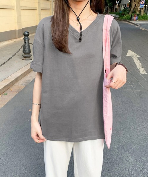 Anuenue（アヌエヌエ）の「レディース Vネックオーバーサイズ半袖Tシャツ（Tシャツ/カットソー・レディース・ホワイト/ピンク/オレンジ/ブルー/グリーン/ダークグレー/クリーム/ライトパープル/ベビーピンク・2L/3L/M/L）」の19枚目の写真