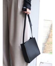 ミニスクエアショルダーバッグ