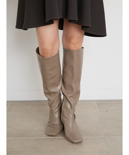 SNIDEL（スナイデル）の「スクエアロングブーツ（ブーツ・レディース・ブラック/モカ/ベージュ・LARGE/SMALL/MEDIUM）」の7枚目の写真