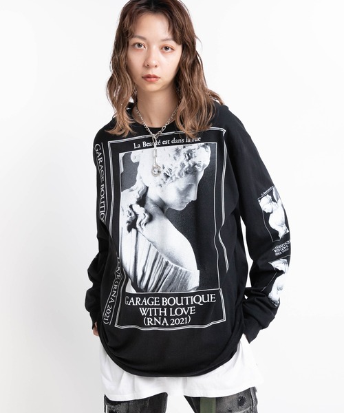 RNA（アールエヌエー）の「M1745 ガレージビーナスプリントロングTシャツ（Tシャツ/カットソー・レディース・ホワイト×レッド/ホワイト×ブラック/ブラック×ホワイト・MEDIUM）」の3枚目の写真