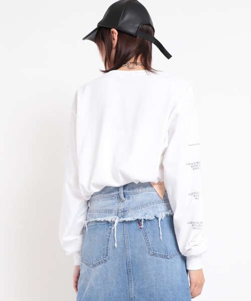 RNA（アールエヌエー）の「M1745 ガレージビーナスプリントロングTシャツ（Tシャツ/カットソー・レディース・ホワイト×レッド/ホワイト×ブラック/ブラック×ホワイト・MEDIUM）」の22枚目の写真