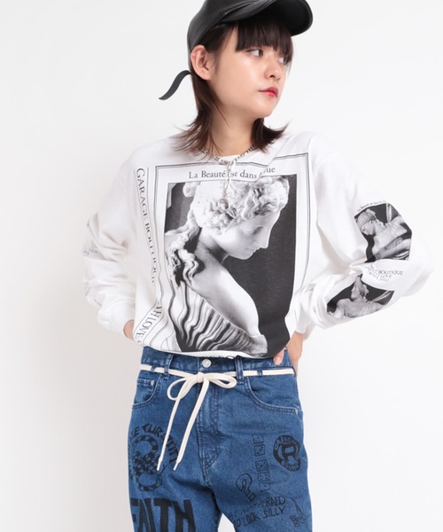 RNA（アールエヌエー）の「M1745 ガレージビーナスプリントロングTシャツ（Tシャツ/カットソー・レディース・ホワイト×レッド/ホワイト×ブラック/ブラック×ホワイト・MEDIUM）」の16枚目の写真