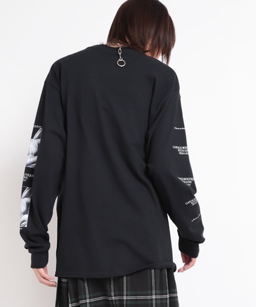 RNA（アールエヌエー）の「M1745 ガレージビーナスプリントロングTシャツ（Tシャツ/カットソー・レディース・ホワイト×レッド/ホワイト×ブラック/ブラック×ホワイト・MEDIUM）」の18枚目の写真