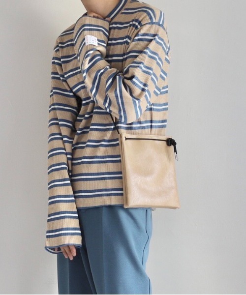 INTER FACTORY（インターファクトリー）の「WEARISTA Mr.SZK - サンドイッチショルダーバッグ　made in INTER FACTORY（ショルダーバッグ・メンズ・ブラック/ベージュ・FREE）」の8枚目の写真