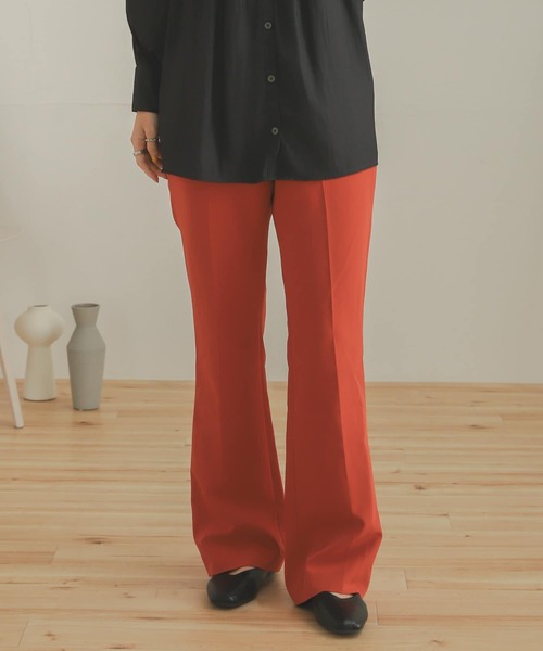 SENSE OF PLACE by URBAN RESEARCH（センスオブプレイスバイアーバンリサーチ）の「ストレッチセンタープレスセミフレアパンツ（その他パンツ・レディース・オレンジ/ブラック/ライトベージュ・SMALL/TALL/MEDIUM/X-SMALL）」の17枚目の写真