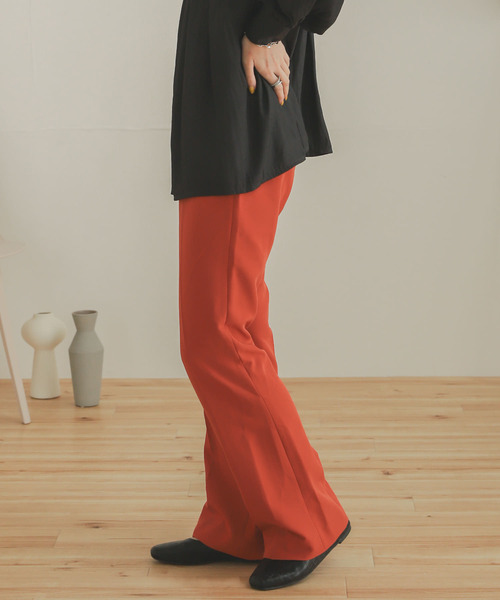 SENSE OF PLACE by URBAN RESEARCH（センスオブプレイスバイアーバンリサーチ）の「ストレッチセンタープレスセミフレアパンツ（その他パンツ・レディース・オレンジ/ブラック/ライトベージュ・SMALL/TALL/MEDIUM/X-SMALL）」の18枚目の写真