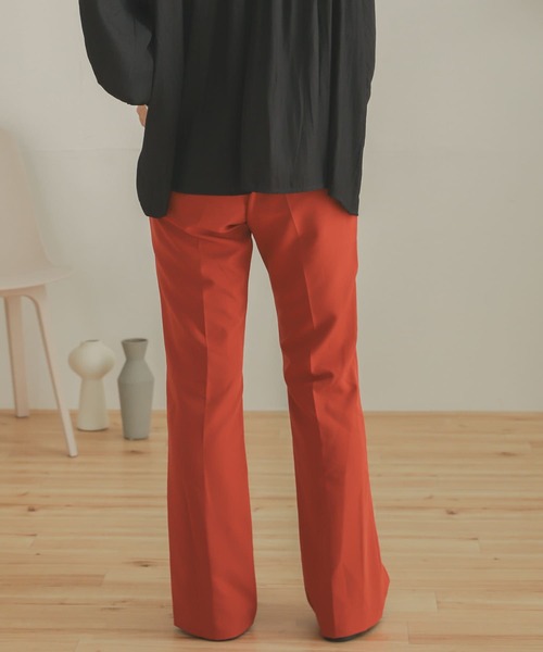 SENSE OF PLACE by URBAN RESEARCH（センスオブプレイスバイアーバンリサーチ）の「ストレッチセンタープレスセミフレアパンツ（その他パンツ・レディース・オレンジ/ブラック/ライトベージュ・SMALL/TALL/MEDIUM/X-SMALL）」の19枚目の写真
