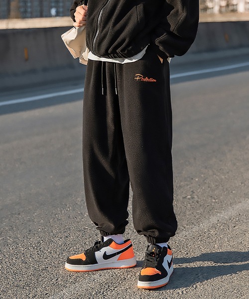 HOOK（フック）の「【HOOK】ベーシック　刺繍入り暖かいボアスウェットパンツ（スウェットパンツ・メンズ・ダークグレー/ブラック/ホワイト・L/M/XL/XXL）」の3枚目の写真