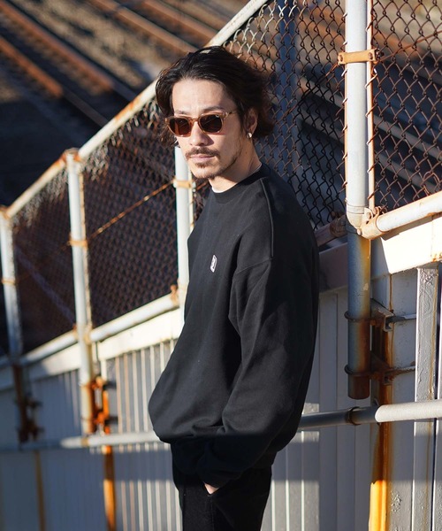 DC SHOES（ディーシーシューズ）の「PB BACK PHOTO CREW/DCPLAYBOY(プレイボーイ）コラボスウェットトレーナー（スウェット・メンズ・ホワイト/ブラック・SMALL/MEDIUM/LARGE/X-LARGE）」の10枚目の写真