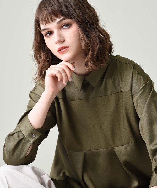 RAW FUDGE(ローファッジ)の「サテン切替Aラインブラウス(シャツ/ブラウス・レディース・ブラック/ベージュ/オフホワイト/カーキ・M)」の15枚目の写真