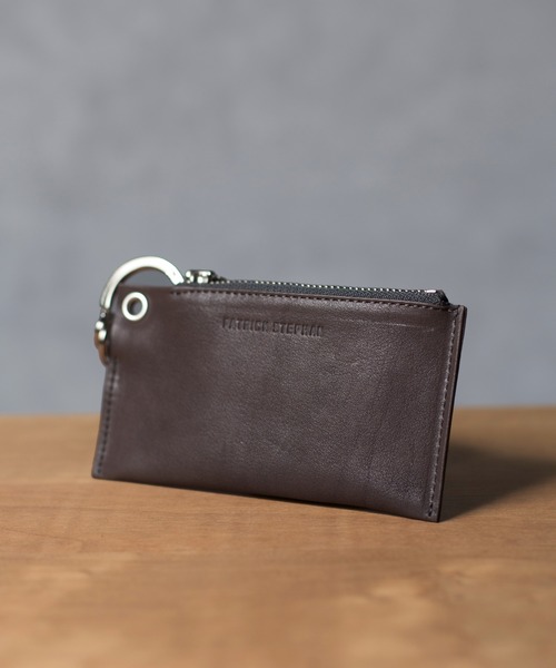 PATRICK STEPHAN（パトリックステファン）の「PATRICK STEPHAN パトリックステファン / Leather key case & holder レザーキーケース キーホルダー / 203AAO04（キーケース/キーアクセサリー・メンズ・チャコールグレー/サンドベージュ/ブラック系その他/ブラック×シルバー/ブラック×ブラック/シルバー・FREE）」の5枚目の写真