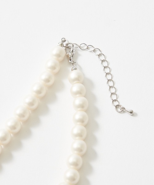 CIAOPANIC（チャオパニック）の「ハートチャームチョーカー（ネックレス・レディース・オフホワイト/シルバー・FREE）」の5枚目の写真