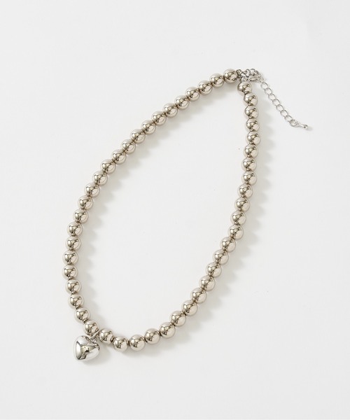 CIAOPANIC（チャオパニック）の「ハートチャームチョーカー（ネックレス・レディース・オフホワイト/シルバー・FREE）」の7枚目の写真