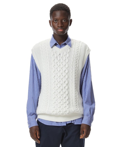 uniform experiment(ユニフォームエクスペリメント)の「COTTON CABLE KNIT VEST(ベスト・メンズ・ブラック/ホワイト・2/3/1/4)」の8枚目の写真