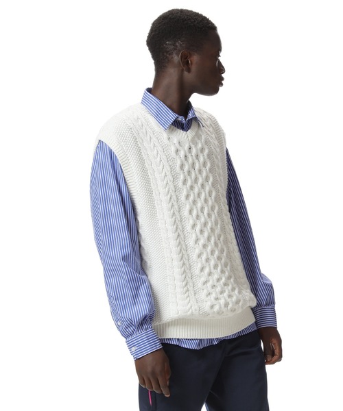uniform experiment(ユニフォームエクスペリメント)の「COTTON CABLE KNIT VEST(ベスト・メンズ・ブラック/ホワイト・2/3/1/4)」の9枚目の写真