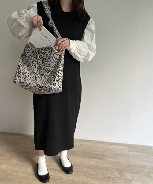 ISOOK（アイスー）の「【ZOZOTOWN限定】Leopard  tote / レオパードトート（トートバッグ・レディース・オフホワイト・FREE）」の7枚目の写真