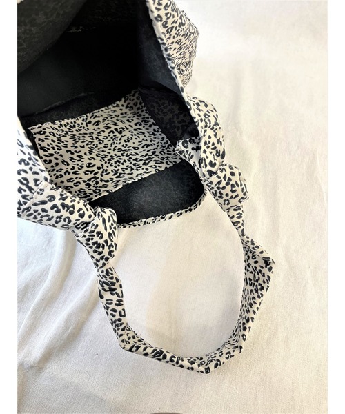 ISOOK（アイスー）の「【ZOZOTOWN限定】Leopard  tote / レオパードトート（トートバッグ・レディース・オフホワイト・FREE）」の14枚目の写真