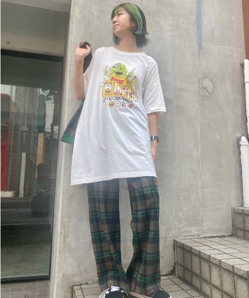 Candy Stripper（キャンディストリッパー）の「HUNGRY SLOT BIG BIG Tシャツ（Tシャツ/カットソー・レディース・オフホワイト/ブラック/ライトブルー・2）」の14枚目の写真