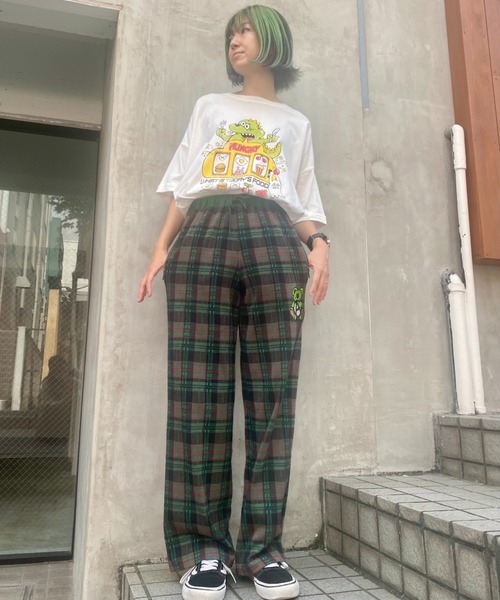 Candy Stripper（キャンディストリッパー）の「HUNGRY SLOT BIG BIG Tシャツ（Tシャツ/カットソー・レディース・オフホワイト/ブラック/ライトブルー・2）」の15枚目の写真