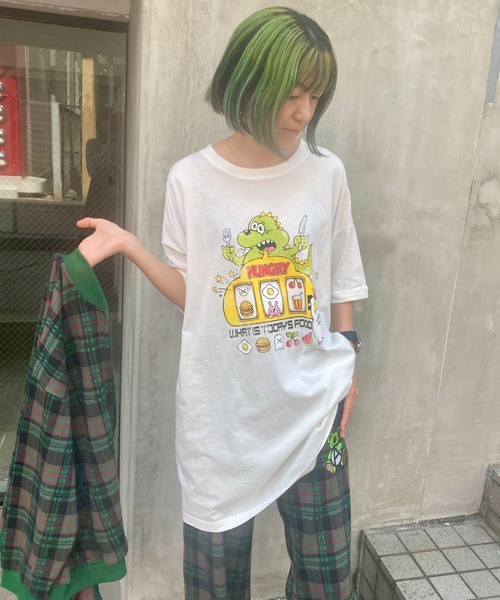 Candy Stripper（キャンディストリッパー）の「HUNGRY SLOT BIG BIG Tシャツ（Tシャツ/カットソー・レディース・オフホワイト/ブラック/ライトブルー・2）」の19枚目の写真