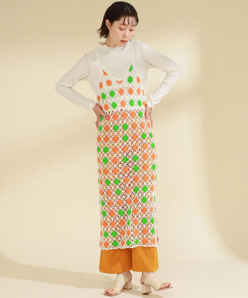 Ray BEAMS（レイビームス）の「Ray BEAMS / カギバリ ニット キャミ ワンピース（ワンピース・レディース・オフホワイト/ブラック・ONE SIZE）」の5枚目の写真