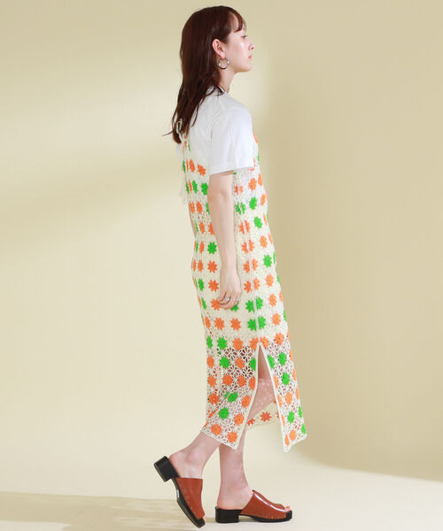 Ray BEAMS（レイビームス）の「Ray BEAMS / カギバリ ニット キャミ ワンピース（ワンピース・レディース・オフホワイト/ブラック・ONE SIZE）」の6枚目の写真