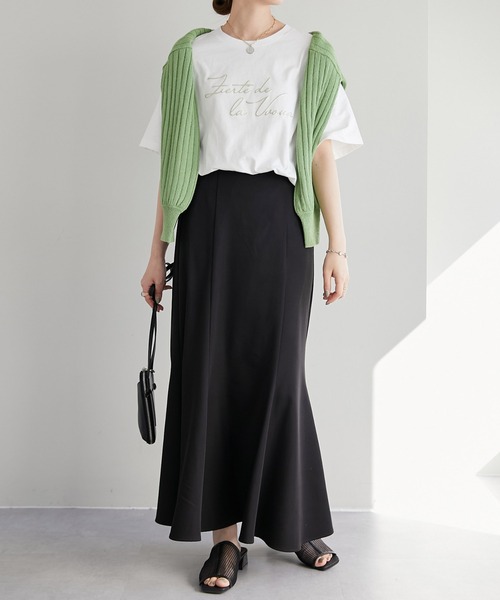 DISCOAT（ディスコート）の「【ZOZO限定】立体プリントロゴTシャツ（Tシャツ/カットソー・レディース・チャコールグレー/ライトグレー/オフホワイト・FREE）」の4枚目の写真