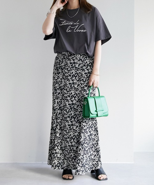 DISCOAT（ディスコート）の「【ZOZO限定】立体プリントロゴTシャツ（Tシャツ/カットソー・レディース・チャコールグレー/ライトグレー/オフホワイト・FREE）」の17枚目の写真