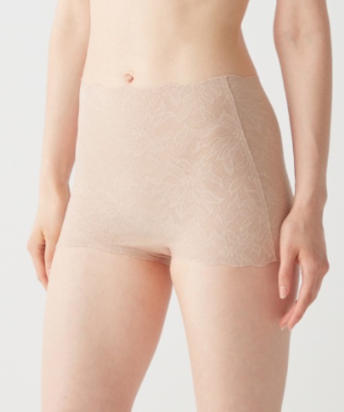 GUNZE（グンゼ）の「KIREILABO/キレイラボ ガードルファンデ 柔らかくて低刺激 ショートソフトガードル 保湿（その他アンダーウェア/インナー・レディース・レッド/ブラック/ベージュ/イエロー/シルバー/ピンク/ブラウン系その他2/コーラル/ロイヤルブルー/ミント/スモークグレー/ブルーグリーン/ベージュ系その他/サーモンピンク/ネイビー/モスグリーン/グリーン系その他/ナチュラル・X-LARGE/MEDIUM/LARGE）」の6枚目の写真