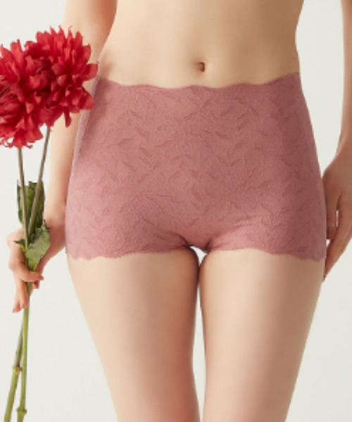 GUNZE（グンゼ）の「KIREILABO/キレイラボ ガードルファンデ 柔らかくて低刺激 ショートソフトガードル 保湿（その他アンダーウェア/インナー・レディース・レッド/ブラック/ベージュ/イエロー/シルバー/ピンク/ブラウン系その他2/コーラル/ロイヤルブルー/ミント/スモークグレー/ブルーグリーン/ベージュ系その他/サーモンピンク/ネイビー/モスグリーン/グリーン系その他/ナチュラル・X-LARGE/MEDIUM/LARGE）」の17枚目の写真